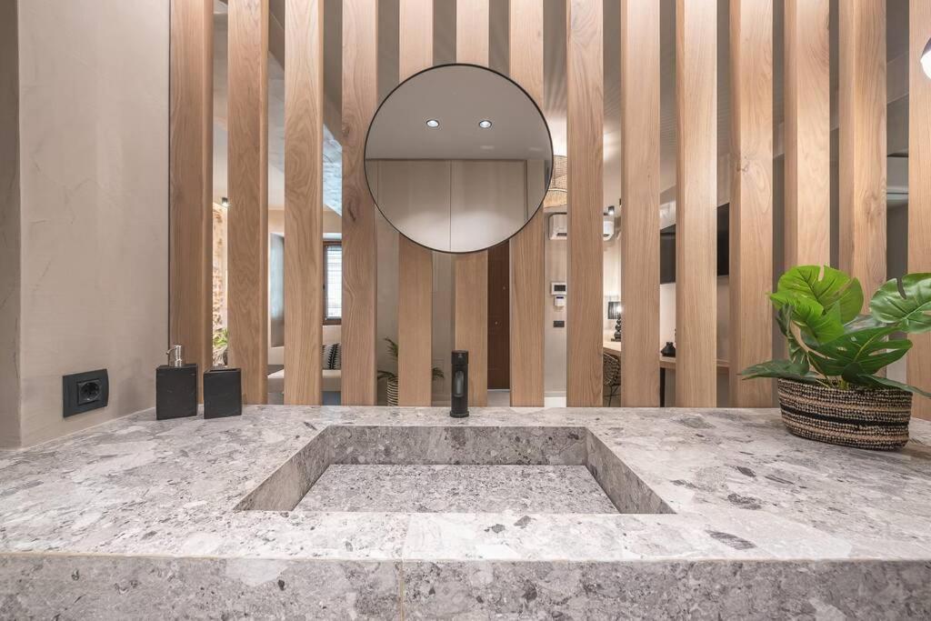 Apollonos 28 Luxury Suites Athens Exterior photo