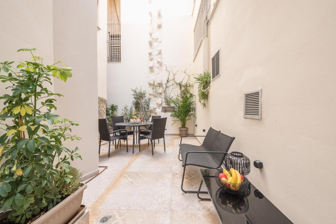 Apollonos 28 Luxury Suites Athens Exterior photo
